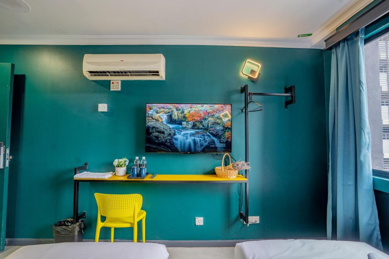 Hotel 28 2*